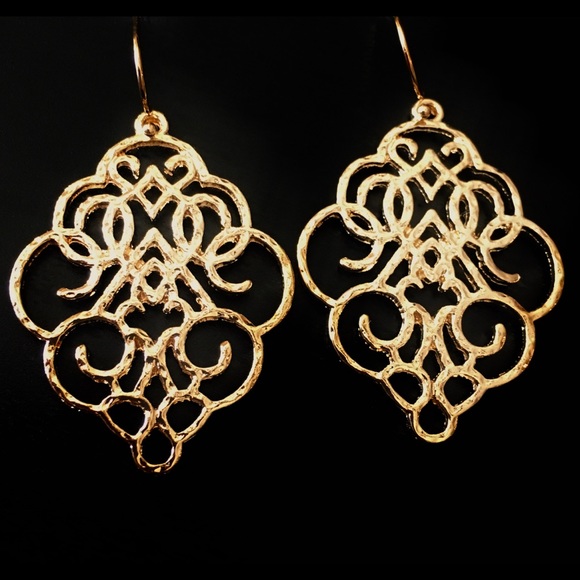 Moroccan Filigree Earrings - Gold - Picture 2 of 3